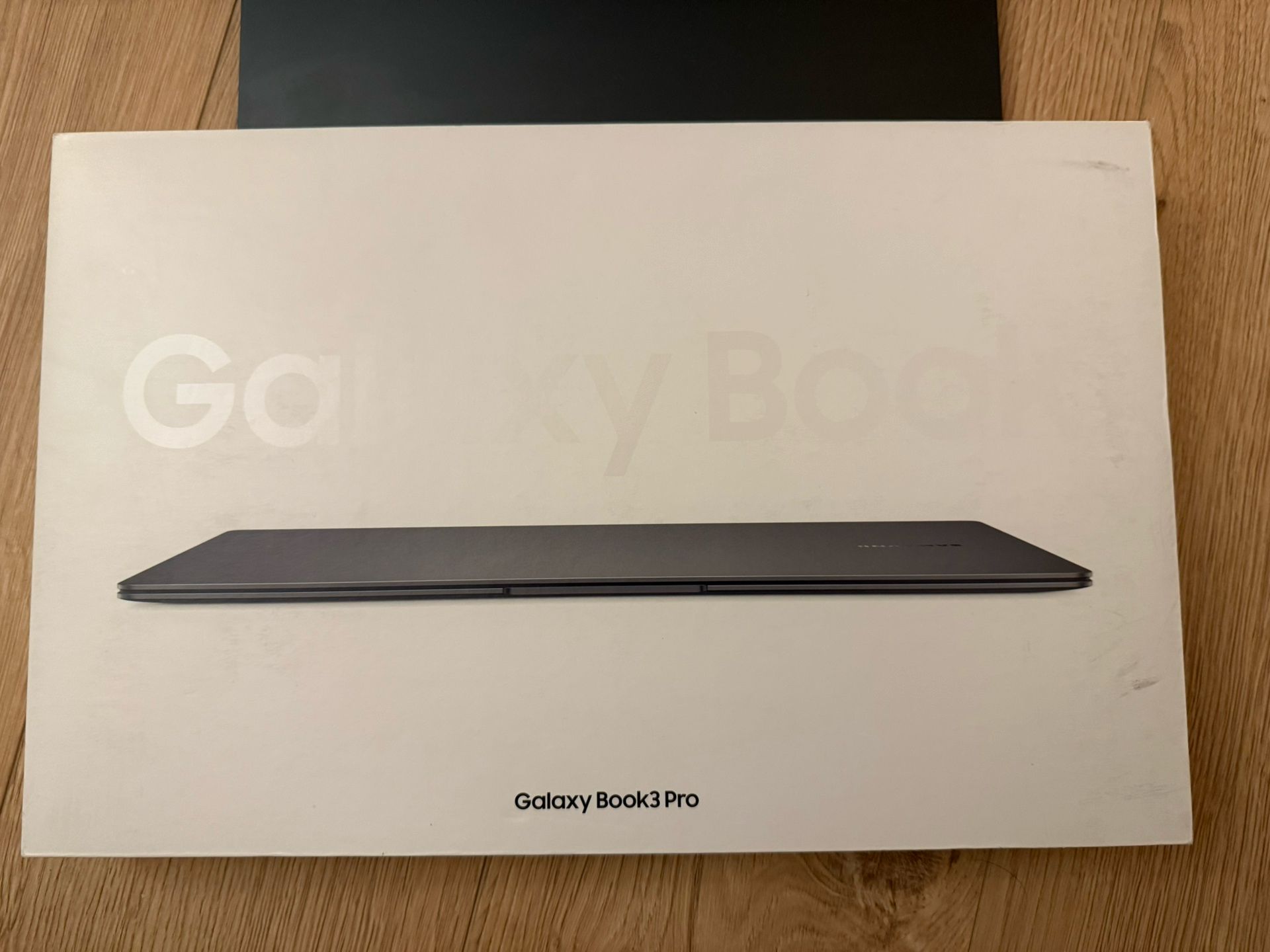 Samsung Galaxy Book3 Pro – 14" / i7 / 512GB – Graphite