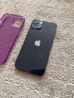 iPhone 13 128GB unlocked 82% battery