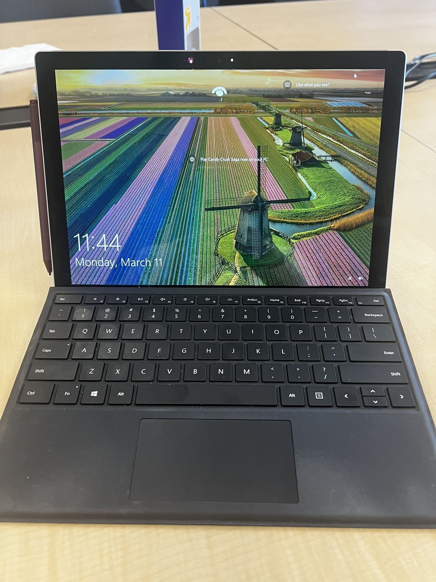 Microsoft Surface 7 Pro