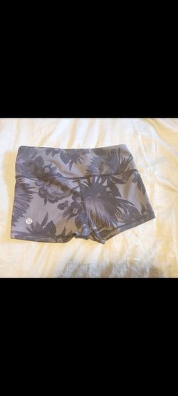 Lululemon Shorts Bike Shorts Running Shorts Tropical Print