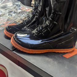 5- Buckle Rubber Boots 