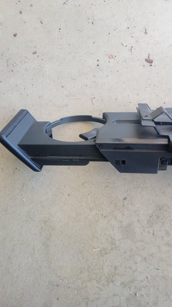 2003-2008 Nissan 350z OEM Passenger side Cup Holder