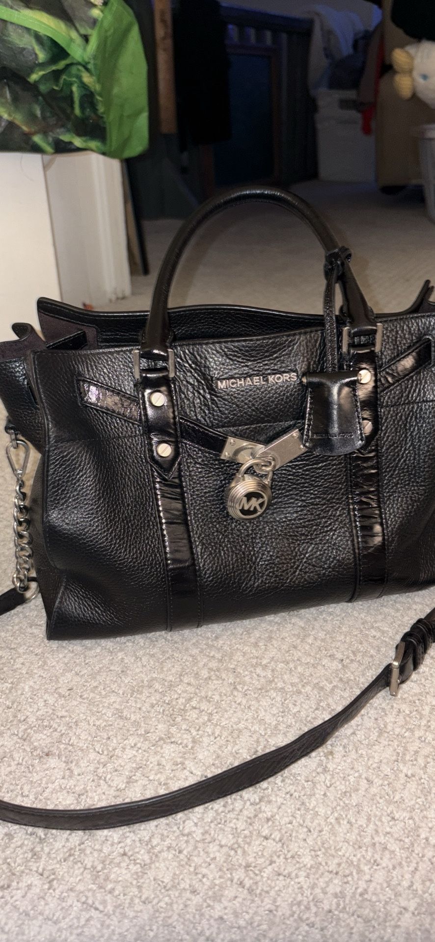 Micheal Kors Purse