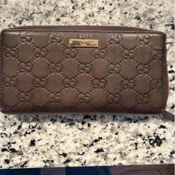 Authentic Brown Gucci Wallet 