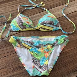 New Gianni Bini Push Up Bikini Set Small & Medium 