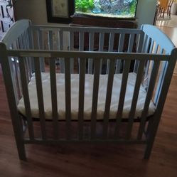 Baby Crib gray with Mattress like new