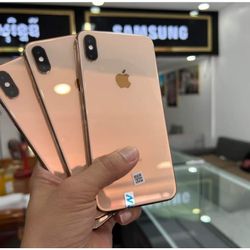 iPhone XS Max Unlocked With Warranty 