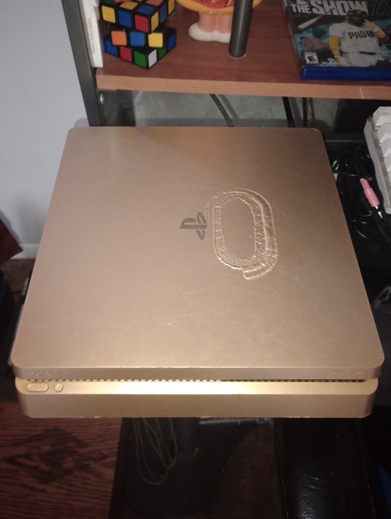 PS4 Slim Gold 1tb  Sale Or Trade For Switch