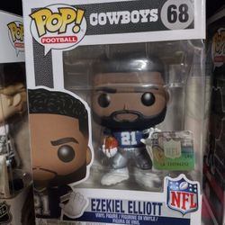 Brand New Dallas Cowboys Ezekiel Elliott #68 Funko Pop 