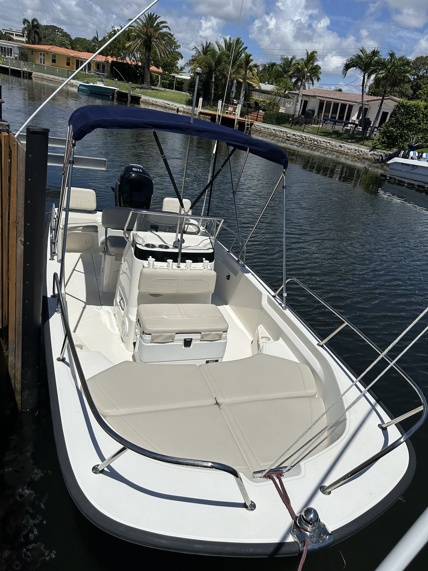 2022 Boston Whaler 17 Montauk