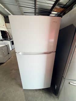 Frigidaire refrigerator 30 "width white