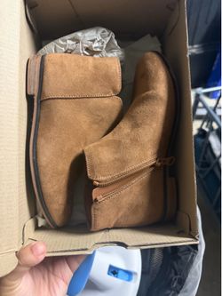 Girl boots