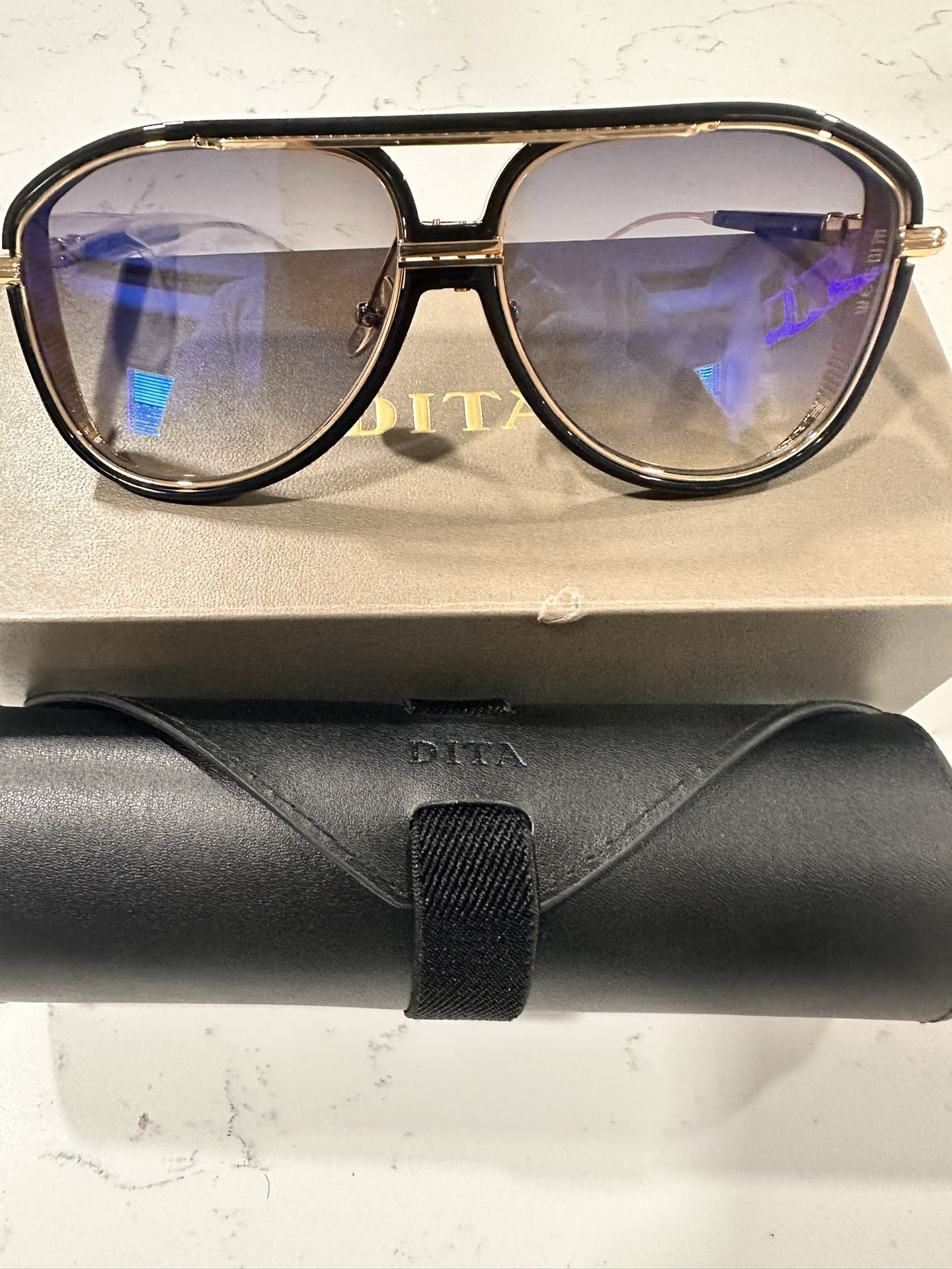 BEAUTIFUL GLASSES