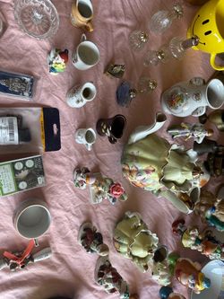 Knickknacks figurines open to offers