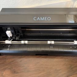 Silhouette CAMEO Cutting Machine