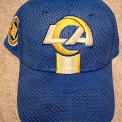 Los Angeles Rams Hat Fitted Small Medium New Era  Stafford Puka 