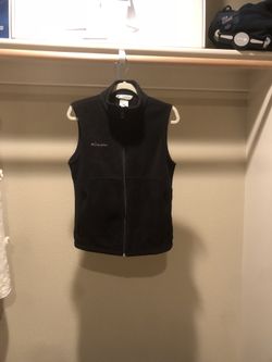 Columbia fleece women’s vests