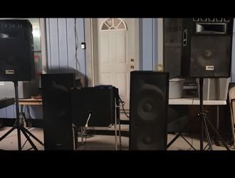 Sound System/ Sonido