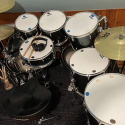 Pearl Export Drum set Everything Included