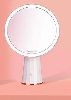 Make-up mirror