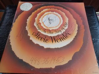 VINTAGE VINYL ALBUMS LOT AND SONY STR-DG720 7.1 HDMI AV RECEIVER WITH FULLY AUTOMATIC TURNTABLE $400 FINAL PRICE READ DESCRIPTION SEE PICTURES
