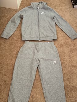 Nike Sweatsuit
