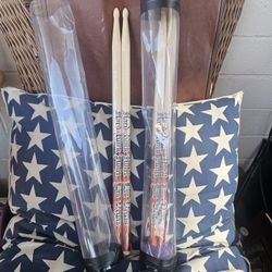 Collectible Hard Rock Hotel
Drum Sticks Las Vegas USA
Band Drummer New Set Of 2