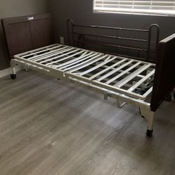 Hospital Bed , Wheelchair, Walker Etc Must Sell
