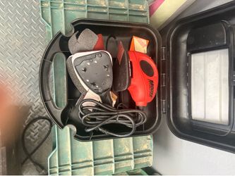 Black and Decker sander
