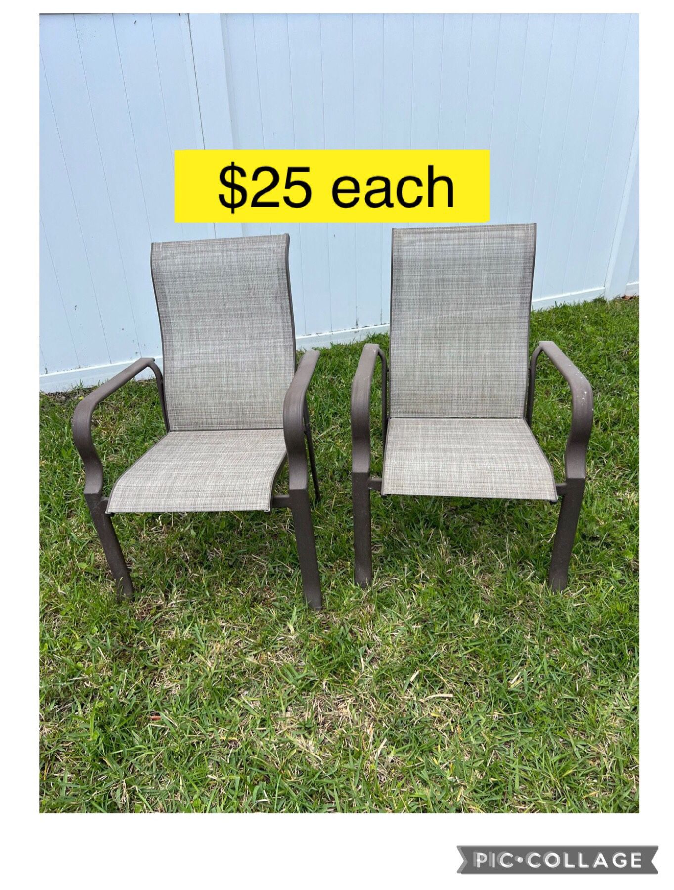 Outdoors patio chairs $25 each FIRM PRICE / Sillas patio $25 cada una