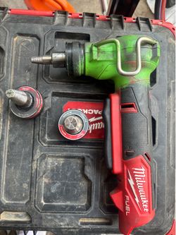 Milwaukee pex tool