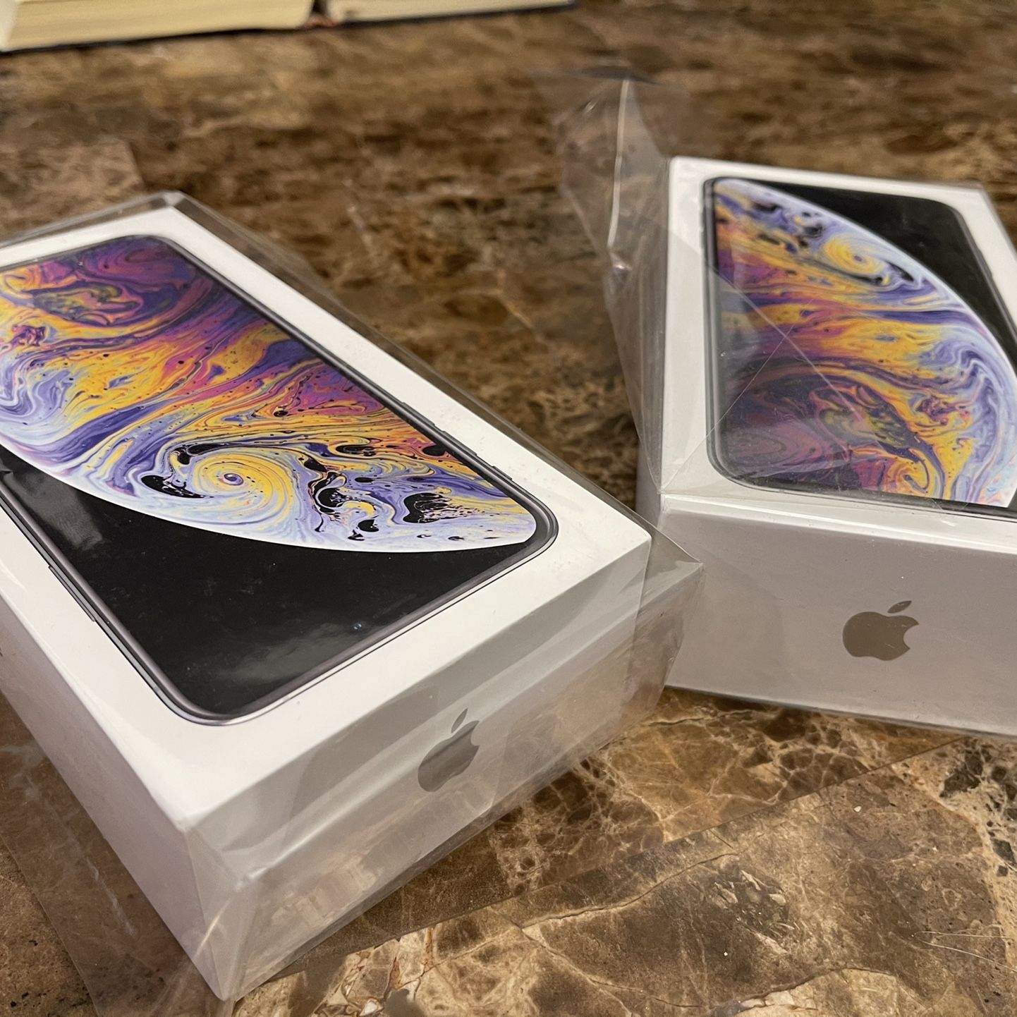 iPhone XS Maximum 256 Gig Silver Unlocked for Sale in Portland, OR