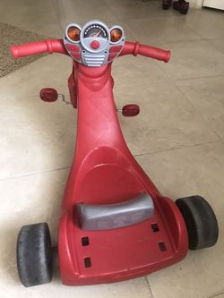 Radio Flyer Lights Sounds Racer RED for Sale in Phoenix AZ OfferUp