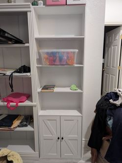 MOVING SALE