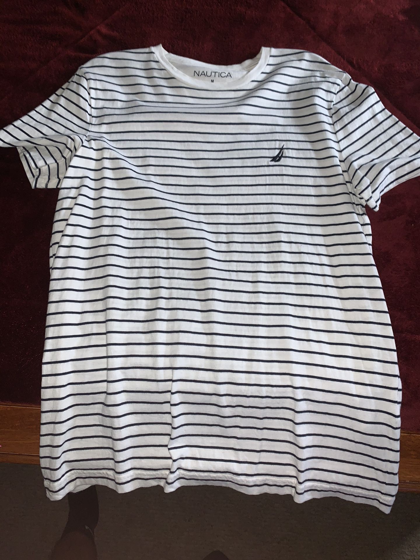 Nautica Tee Size M