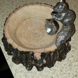 Squirrel Nut Bowl