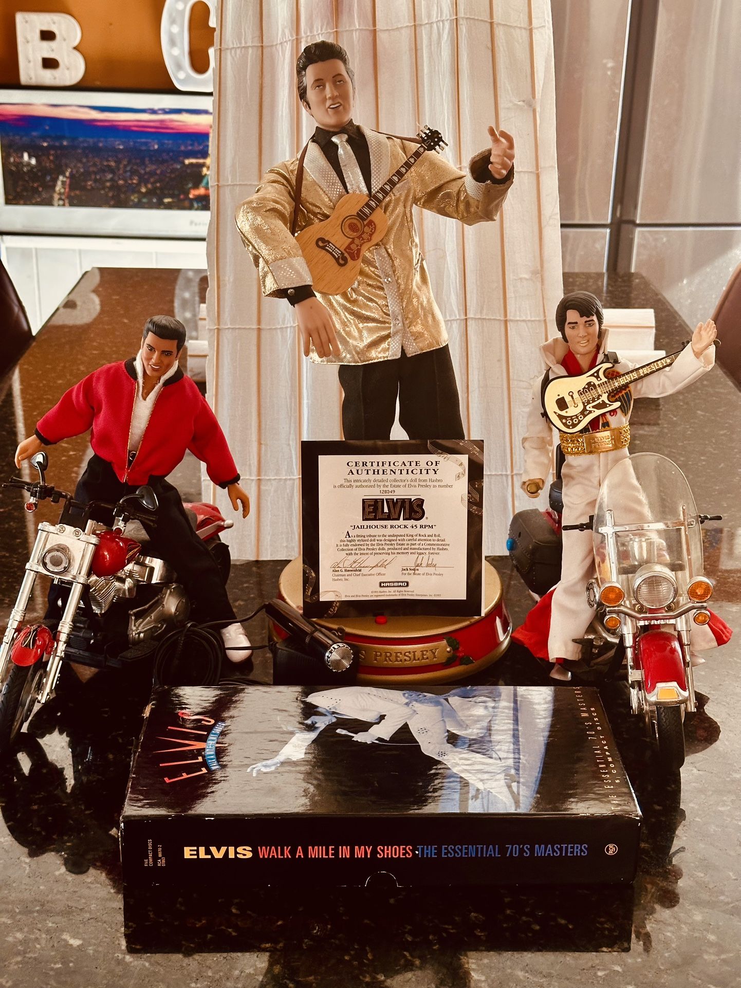 Rare Unique Sound Items Elvis + Certificate
