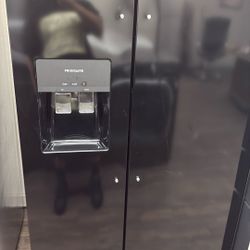 Frigidaire Shiny Black Refrigerator 