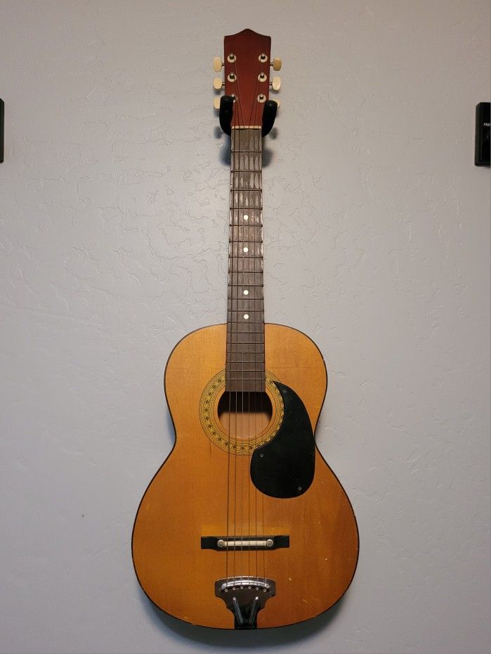 Acoustic Guitar