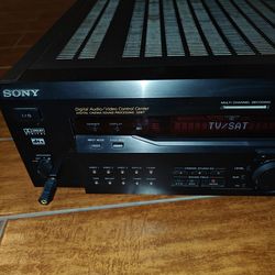 Sony STRDE945 digital cinema surround sound receiver