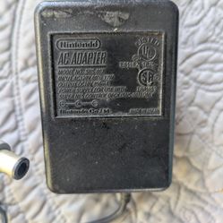 NINTENDO AC ADAPTER