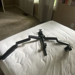 Triple Monitor Mount 
