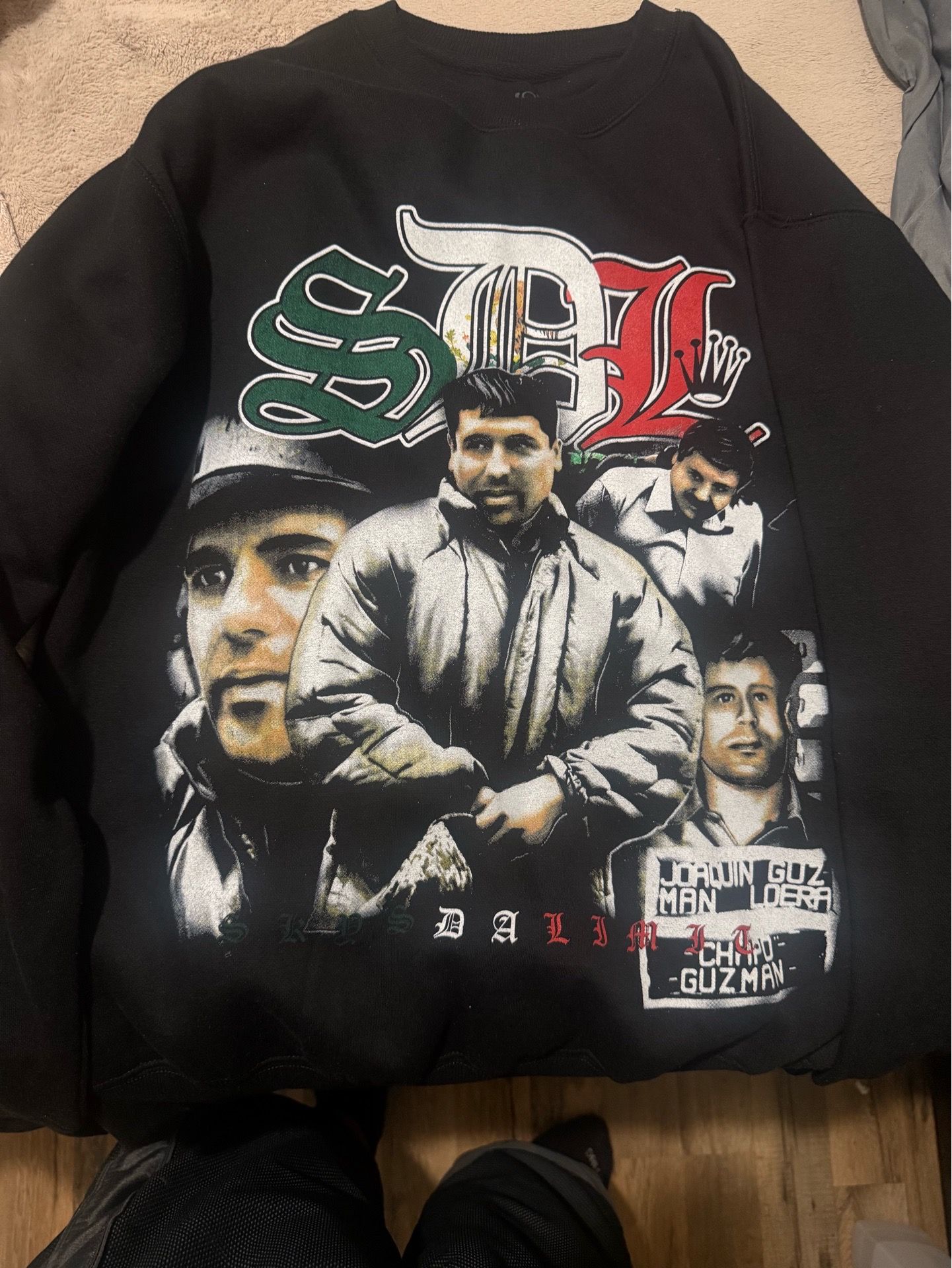 SDL crewneck size Large no trade!!! send offers
