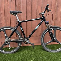 TREK 9900 OCLV CARBON MTB