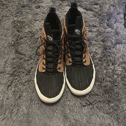 Vans Sk8 Hi Del Pato MTE Size 10