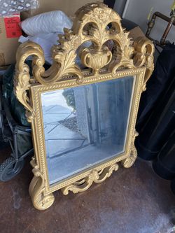Beautiful Gold Mirror