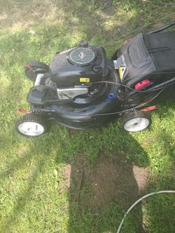 22in. Craftsman Selfpro With Bag