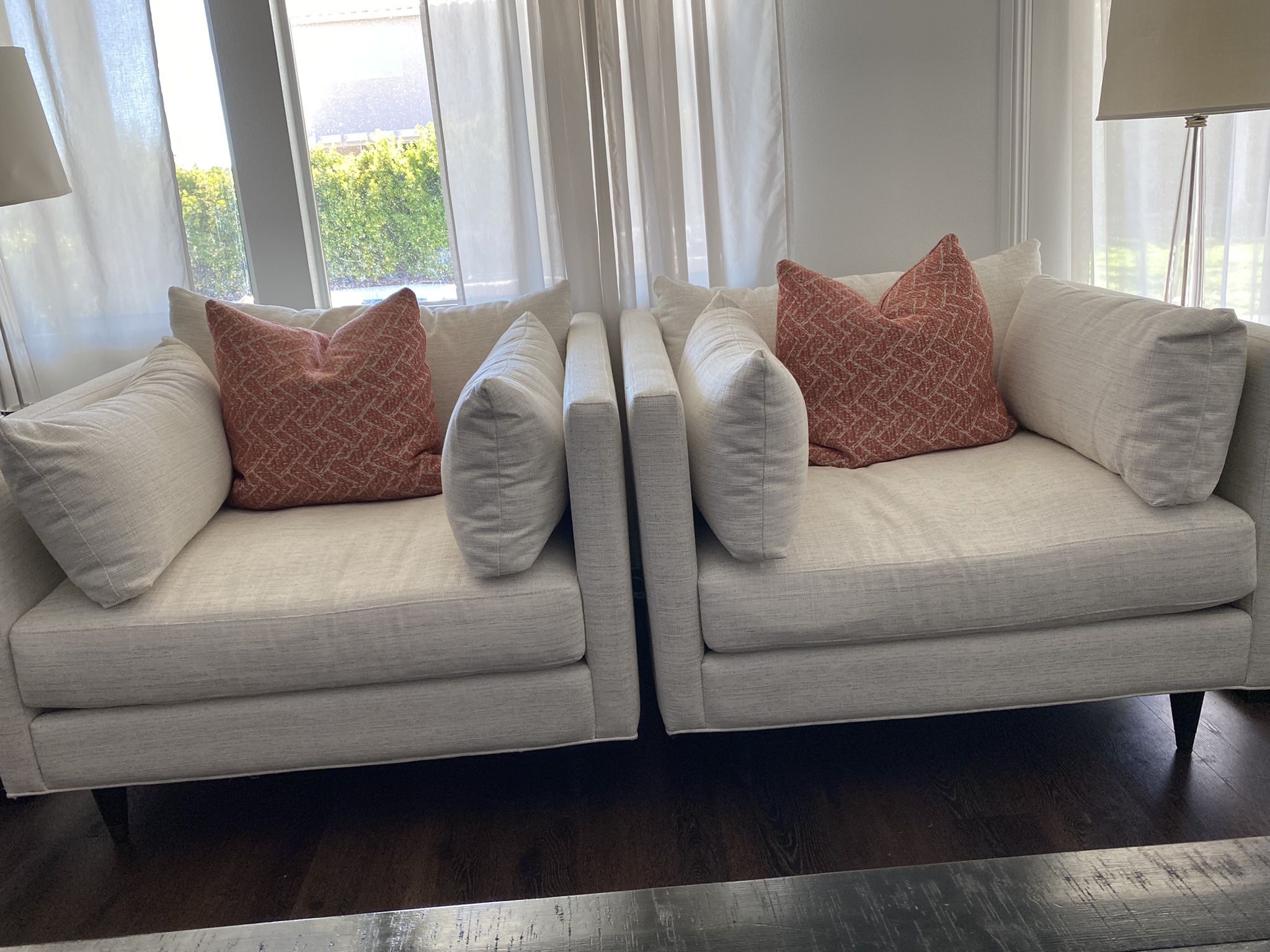 Like New Estate Sofa, 3 Chairs And 1 Ottoman