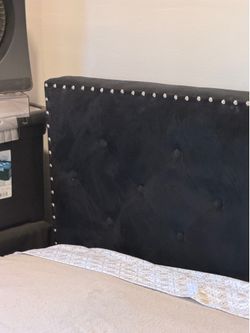 King size bed with mattress