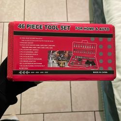 46 Piece Tool Set